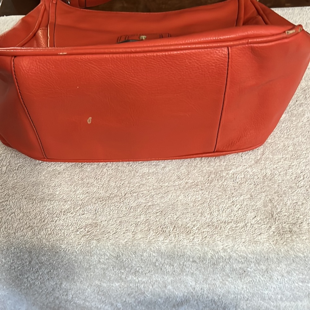 Liz Claiborne Orange Shoulder Bag Zipper Top Closure - Picture 4 of 16